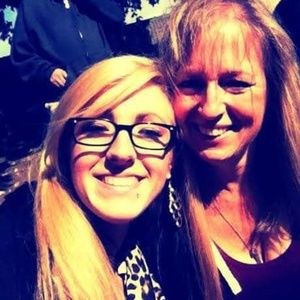 Meet your Posher, Annette